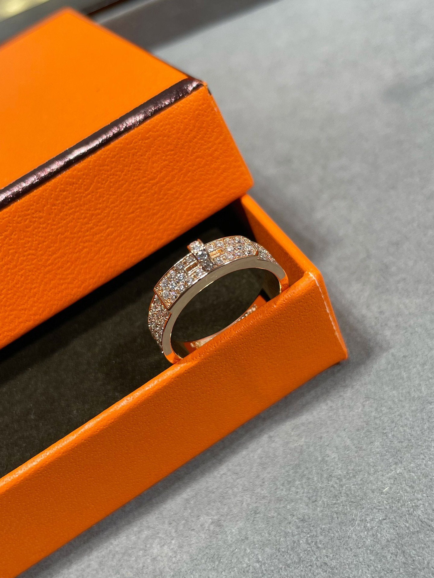 Lumi® KELLY RING AUS ROSA GOLD MIT DIAMANTEN