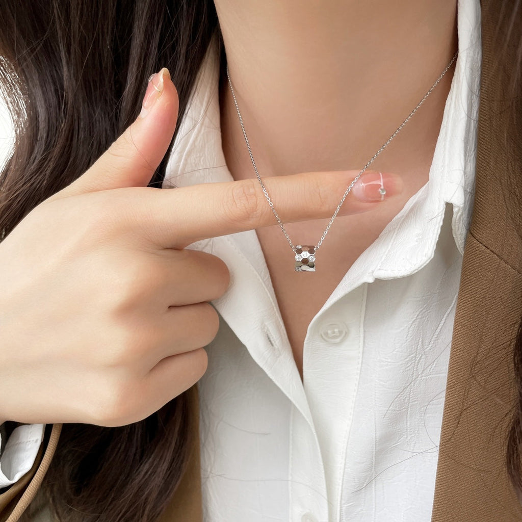 ¡®Lumi¡¯BEE MINI-PEDANT-DIAMANT-HALSKETTE