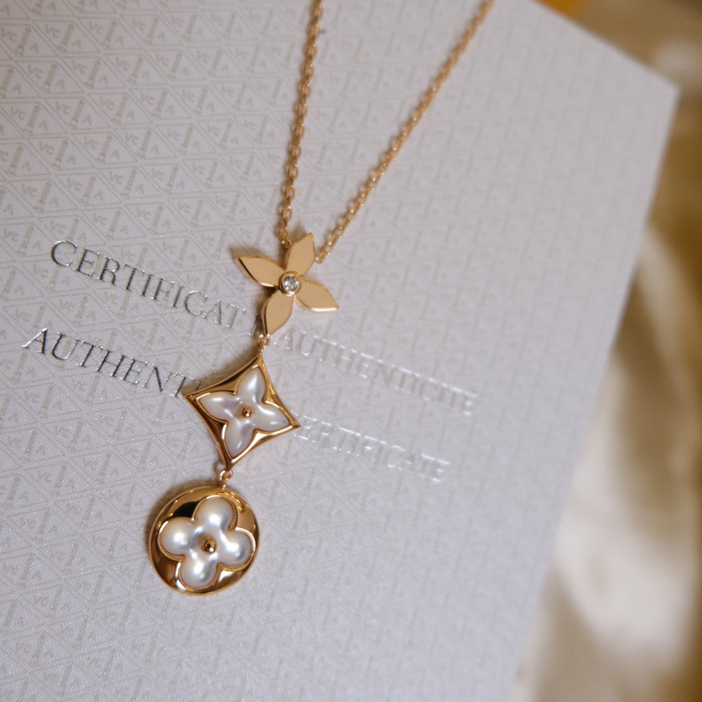 Lumi® COLOR BLOSSOM LARIAT-HALSKETTE, ROSA GOLD, WEISSES PERLMUTT UND DIAMANT