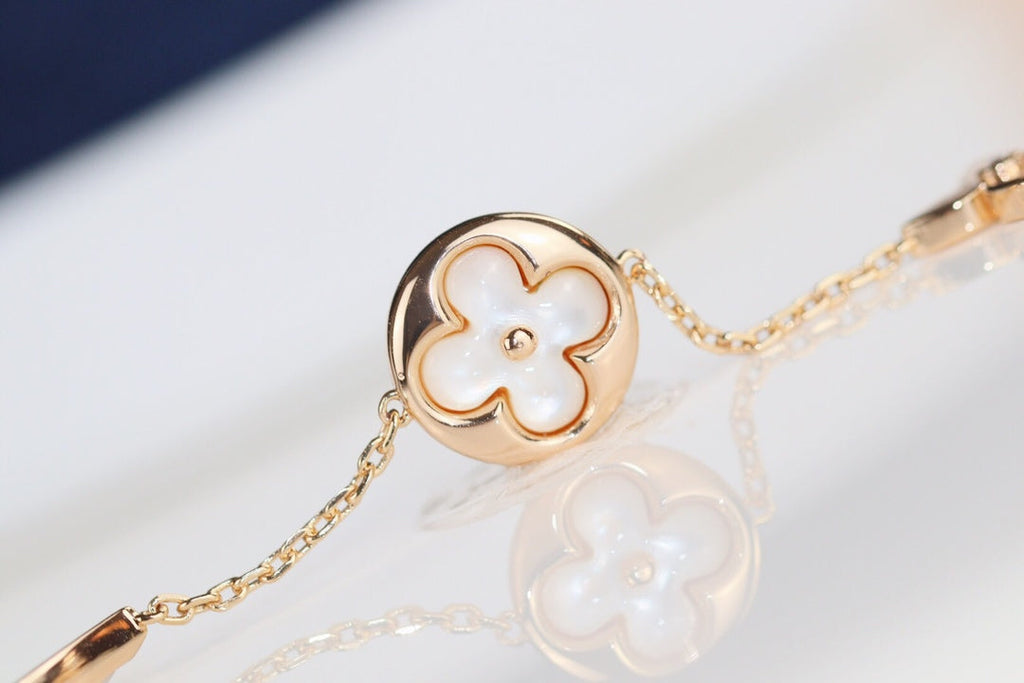 Lumi® LEAF CLOVER ARMBAND