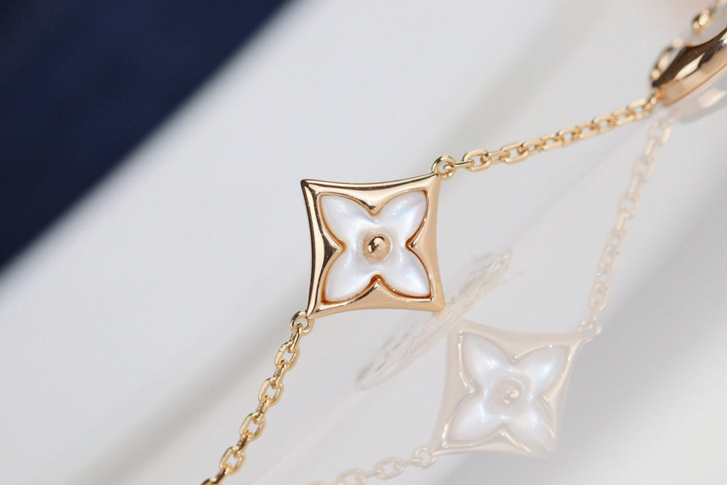 Lumi® LEAF CLOVER ARMBAND