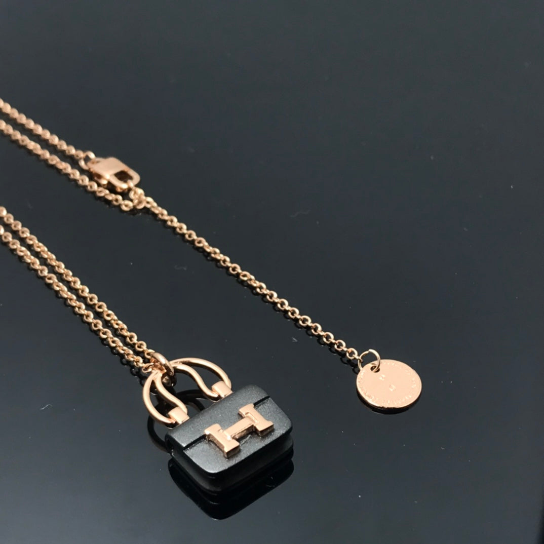 ¡®Lumi¡¯DAMEN HM AMULETTES CONSTANCE ANHÄNGERHALSKETTE