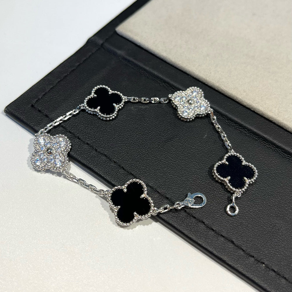 [Lumi] Neue CLOVER 5 MOTIF ONYXS ARMBANDKOLLEKTION