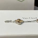 [Lumi jewelry] CLOVER 5 MOTIF LASER BRACELET COLLECTION