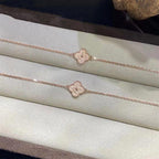 Lumi® Kleeblatt-Armband mit einzelner Blume